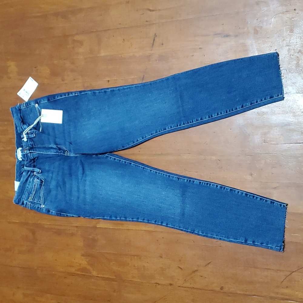 Good American Jeans, Good Legas Crop